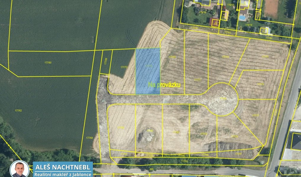 Prodej stavebního pozemku 800 m², Dřínov – náhled fotky 6