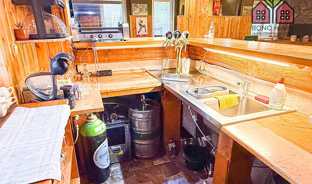 Prodej restaurace 216 m², Český Jiřetín – náhled fotky 14