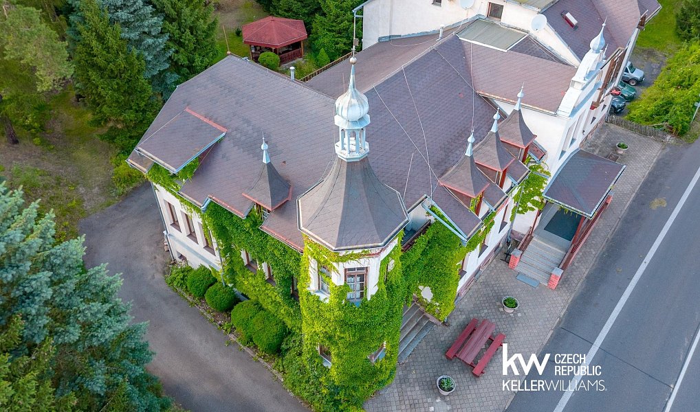 Prodej ubytovacího objektu 1 601 m², Rumburk – náhled fotky 12