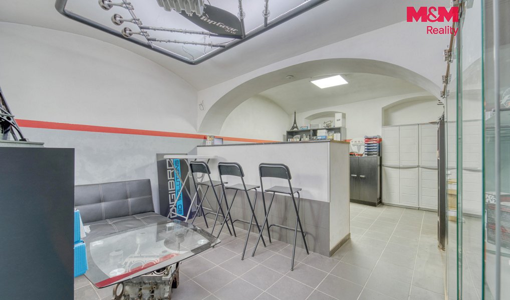 Prodej domu 189 m² s pozemkem 197 m², Králův Dvůr – náhled fotky 14