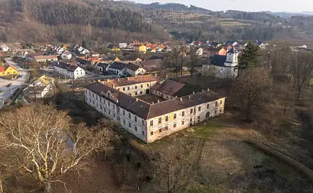 Prodej komerčního objektu (jiného typu) 28 378 m², Biskupice, okres Svitavy