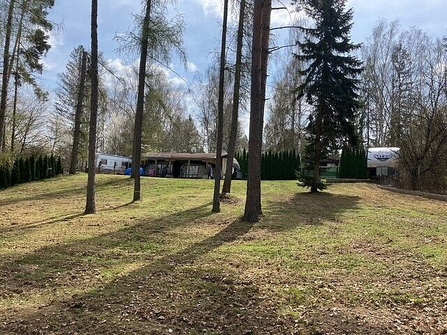 Prodej pozemku 1 520 m²