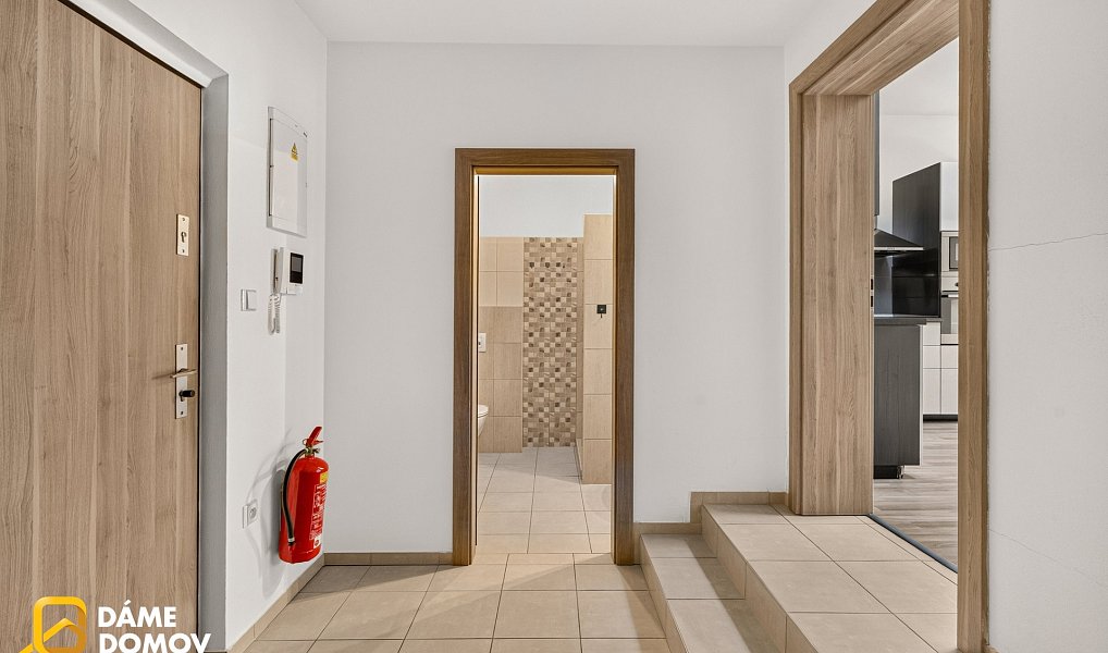 Prodej bytu 4+kk 94 m², Uherské Hradiště – náhled fotky 7