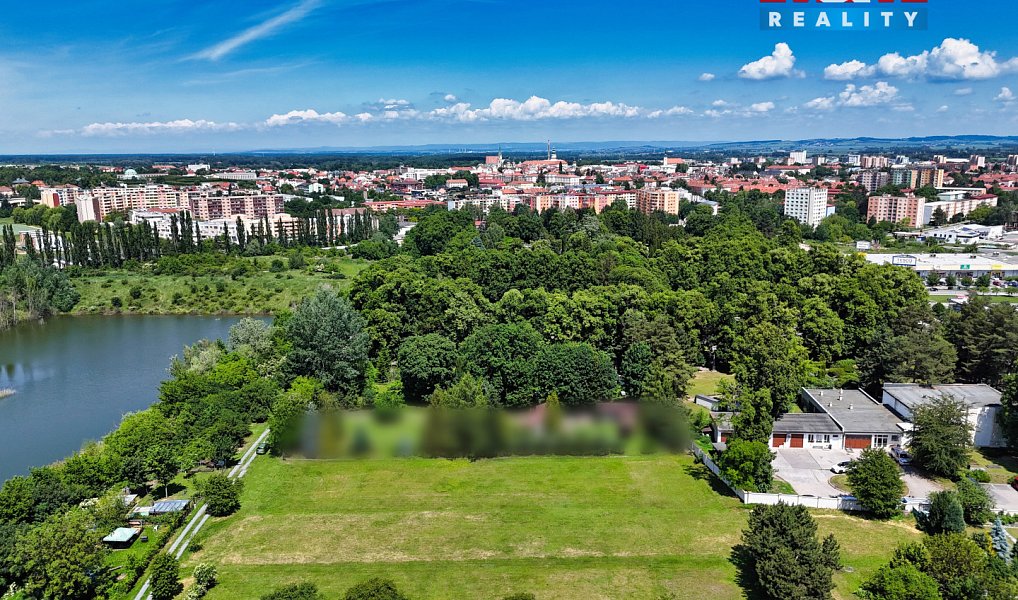Prodej stavebního pozemku 3 373 m², Kroměříž – náhled fotky 3