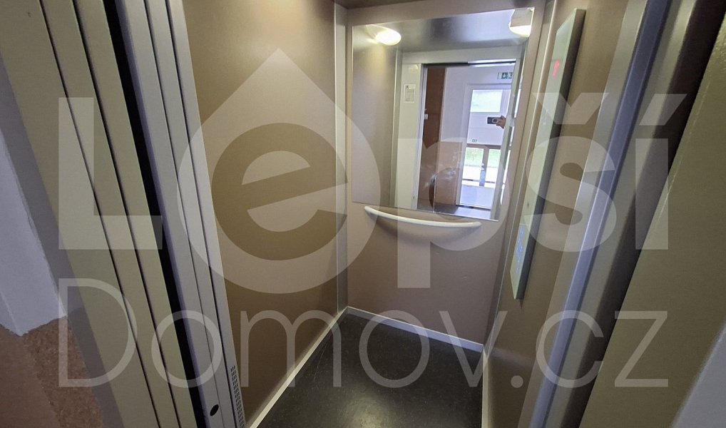 Prodej bytu 3+1 68 m², Jeseník – náhled fotky 15