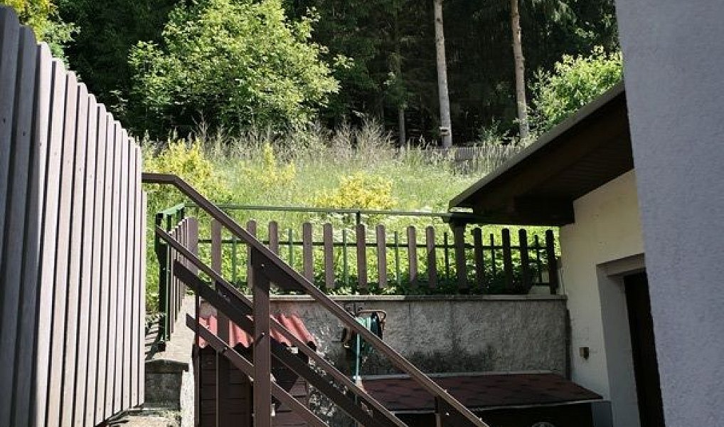Prodej domu 123 m² s pozemkem 379 m², Náchod – náhled fotky 22