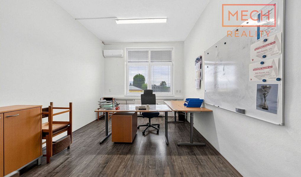 Prodej komerčního objektu (jiného typu) 1 030 m², Bzenec – náhled fotky 10
