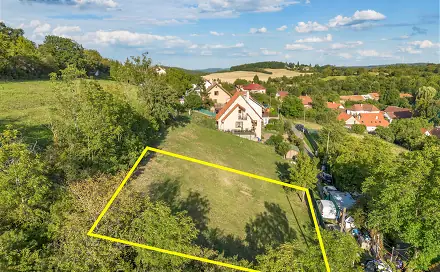Prodej stavebního pozemku 650 m², Vonoklasy, okres Praha-západ