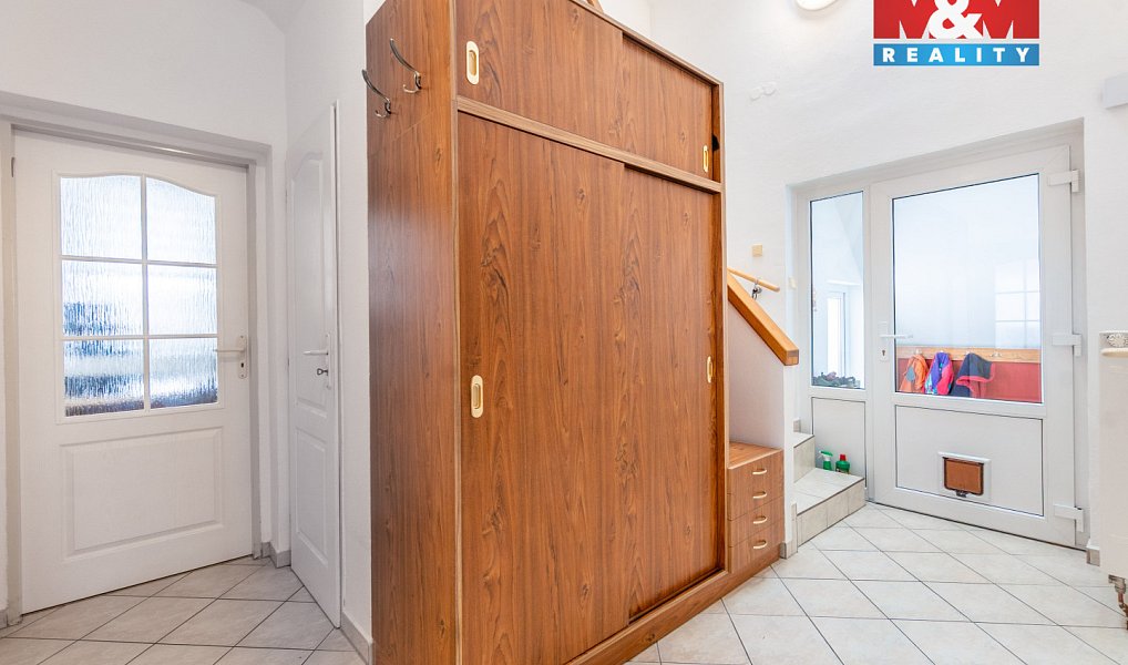 Prodej domu 229 m² s pozemkem 1 015 m², Varnsdorf – náhled fotky 10