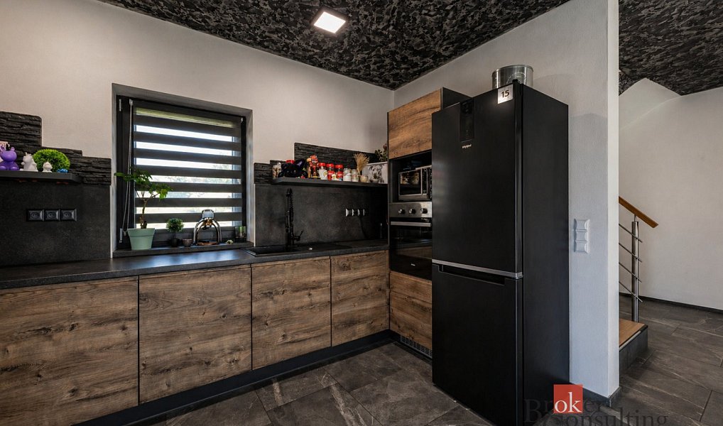 Prodej domu 123 m² s pozemkem 1 678 m², Dobřany – náhled fotky 4