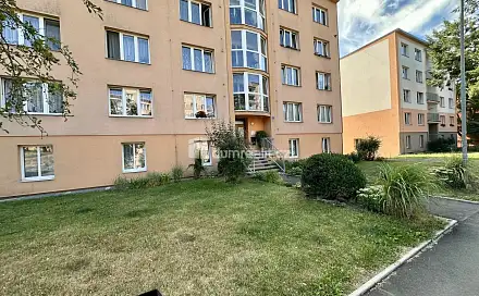 Prodej bytu 1+1 38 m², Chomutovská, Karlovy Vary - Rybáře