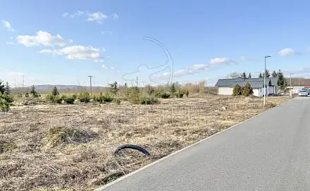 Prodej stavebního pozemku 1 005 m², Boseň, okres Mladá Boleslav