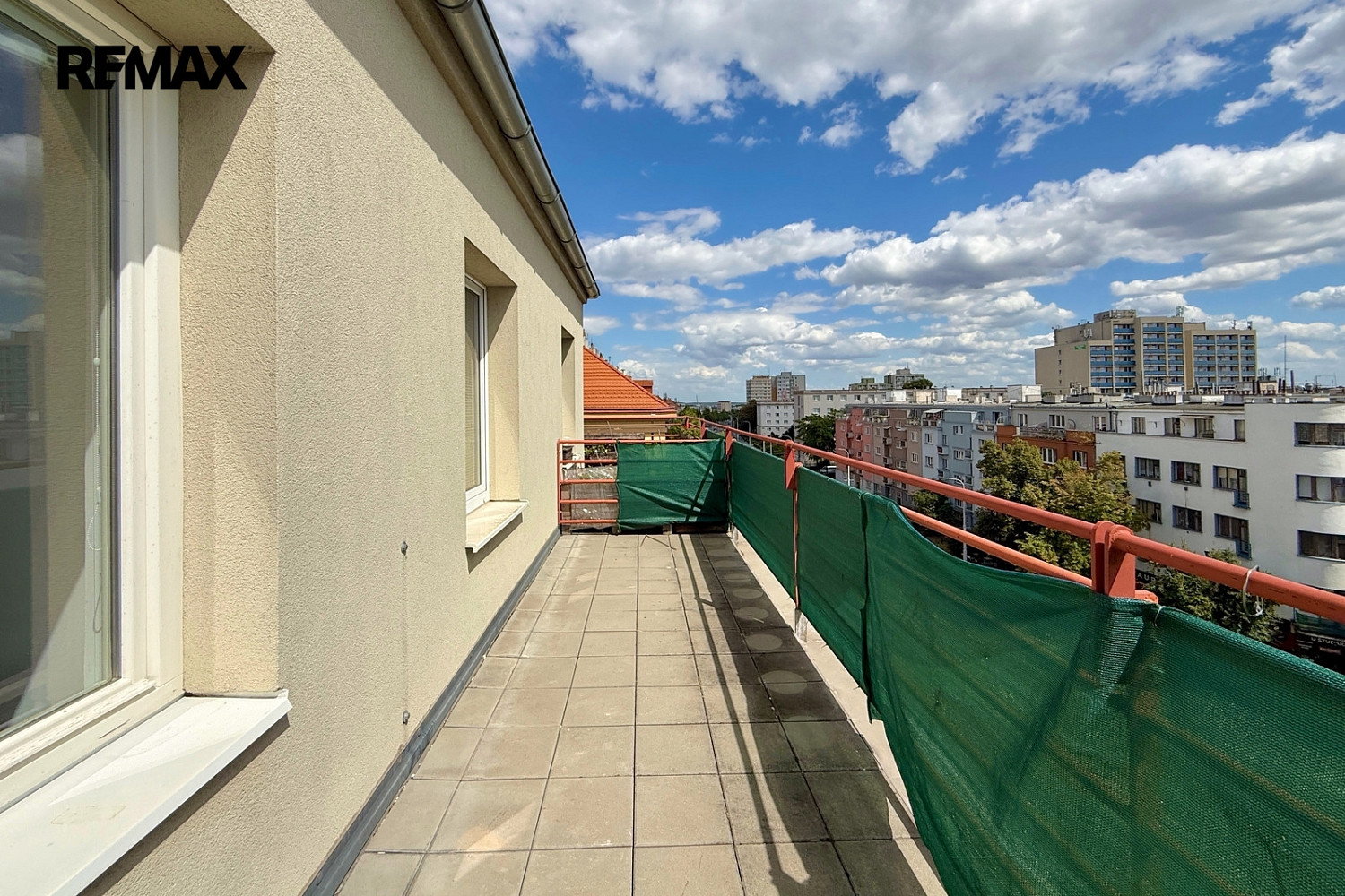 Pronájem bytu 1+kk 29 m² — photo 3