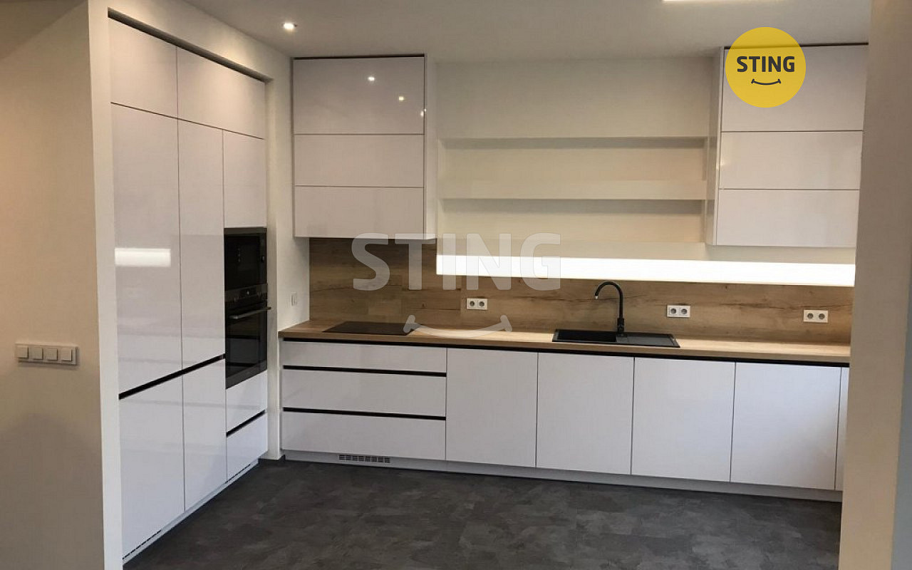 Pronájem bytu 2+kk 70 m²