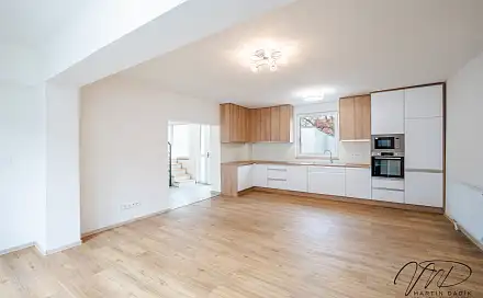 Prodej domu 188 m² s pozemkem 372 m², Pravlov, okres Brno-venkov