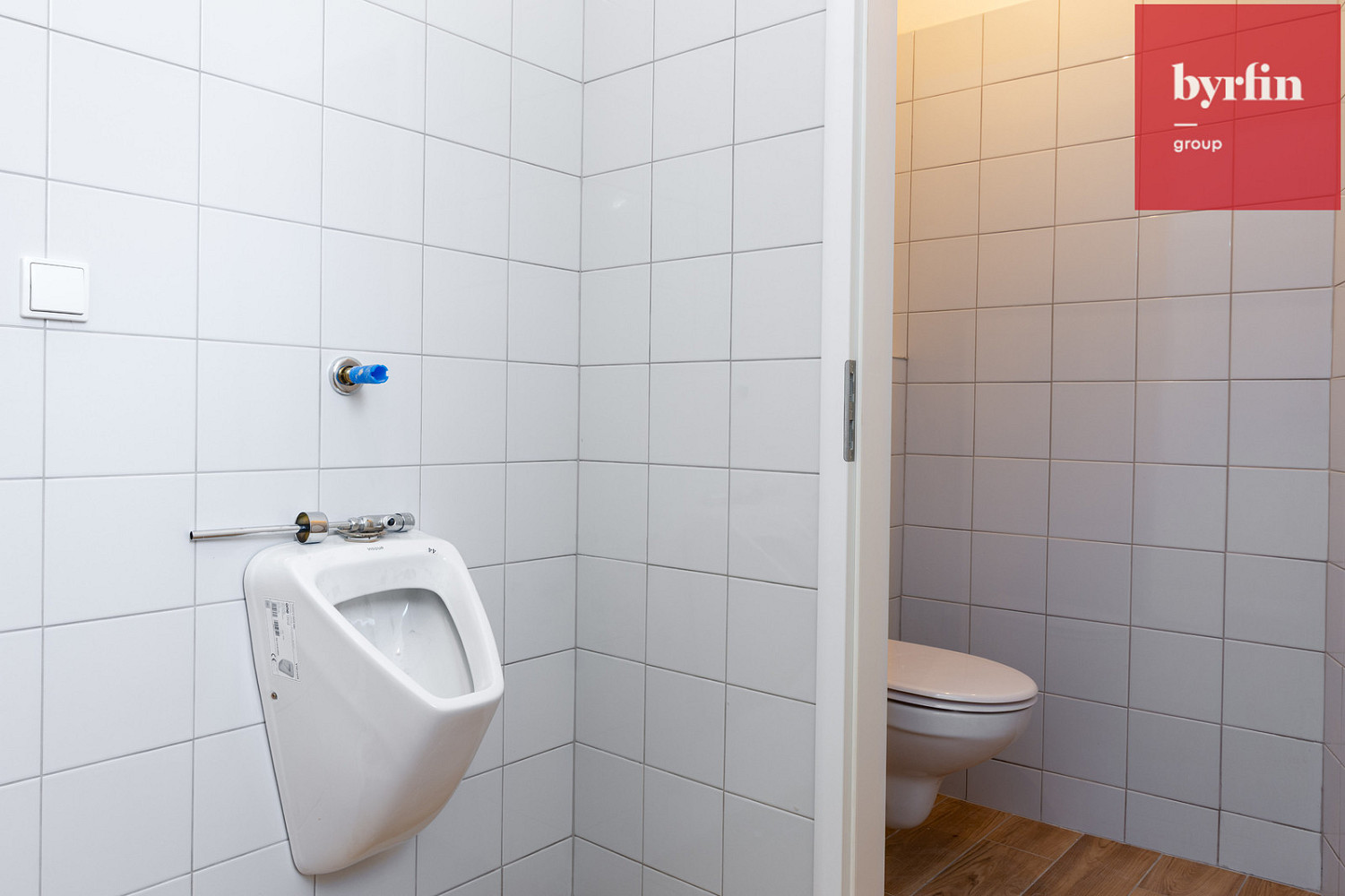 Prodej obchodních prostor 44 m² – fotografie 5
