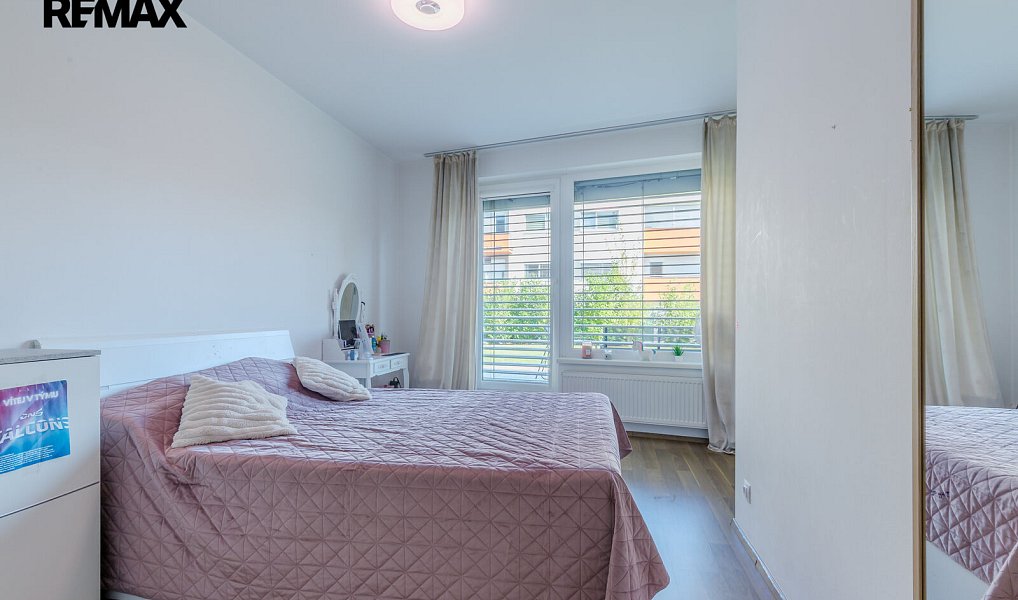 Pronájem bytu 3+kk 101 m², Praha – náhled fotky 11