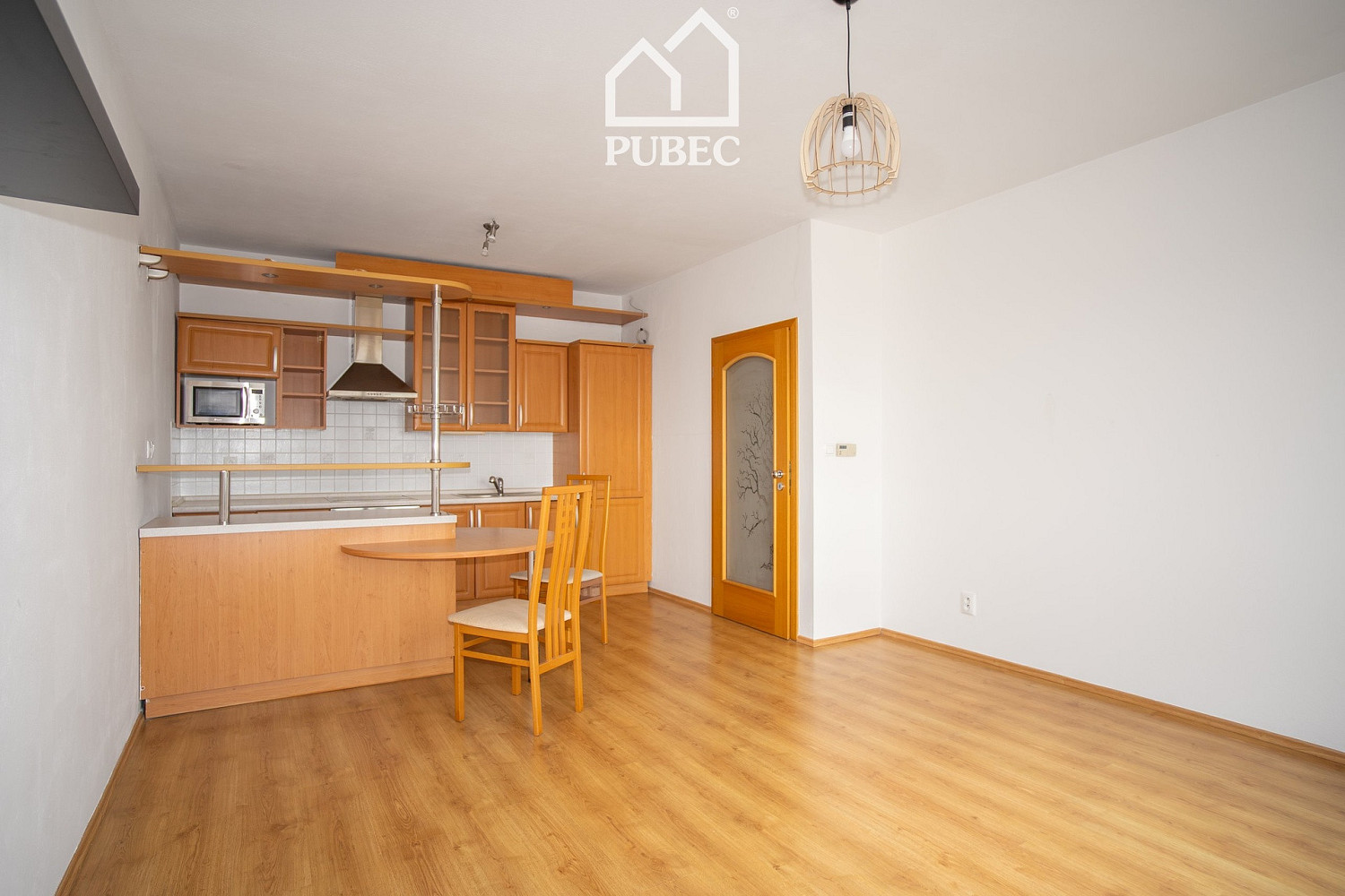 Pronájem bytu 2+kk 49 m² – fotografie 2
