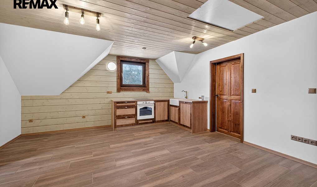 Prodej chaty/chalupy 166 m² s pozemkem 1 029 m², Nový Hrozenkov – náhled fotky 9