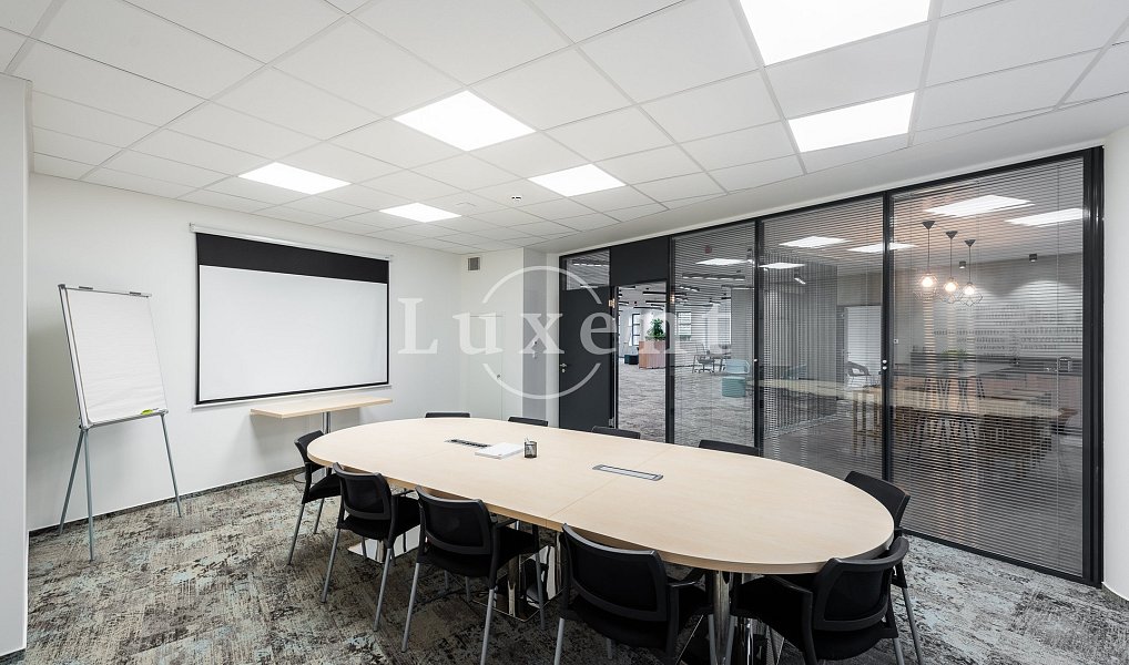 Pronájem kanceláře 292 m², Praha – náhled fotky 2