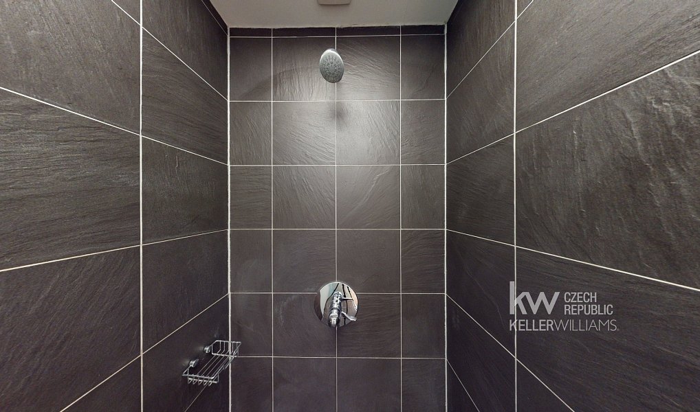 Pronájem bytu 4+kk 120 m², Praha – náhled fotky 22