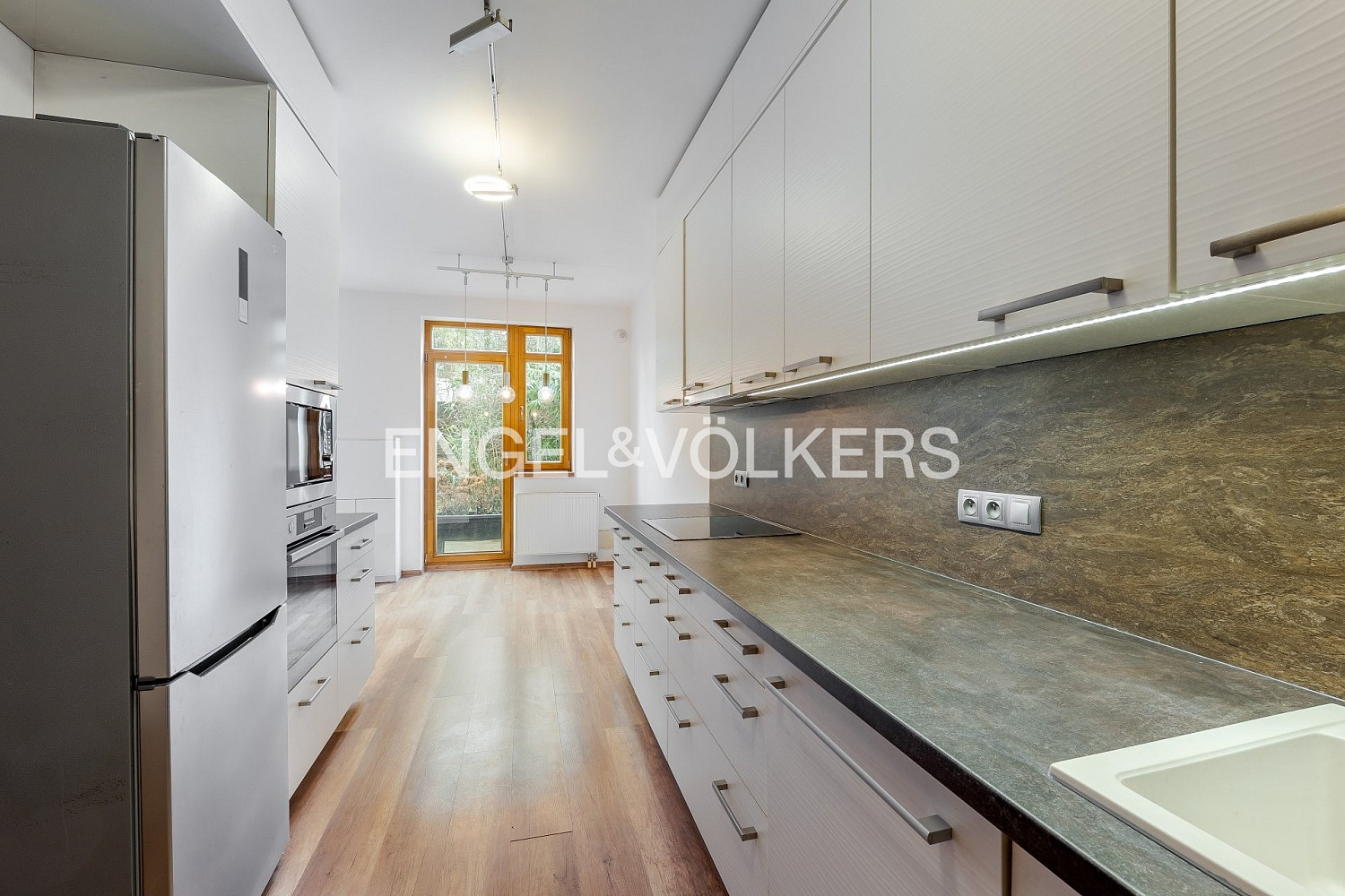 Prodej bytu 3+kk 101 m² — photo 2