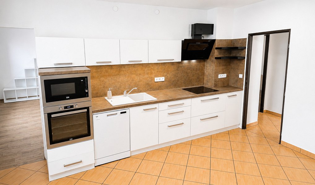 Prodej domu 146 m² s pozemkem 482 m², Vlkoš – náhled fotky 4