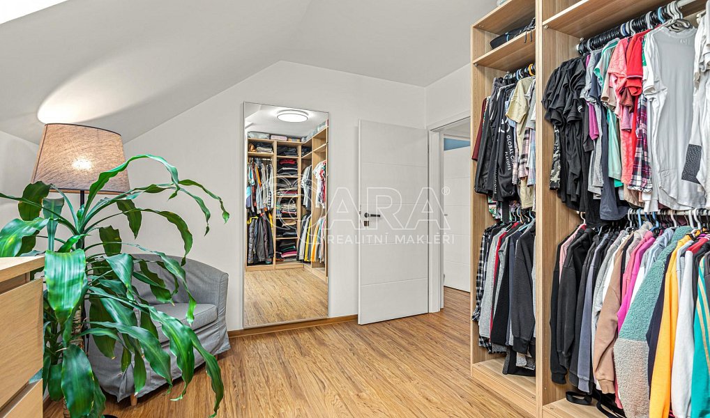 Prodej domu 131 m² s pozemkem 838 m², Kamenice – náhled fotky 23