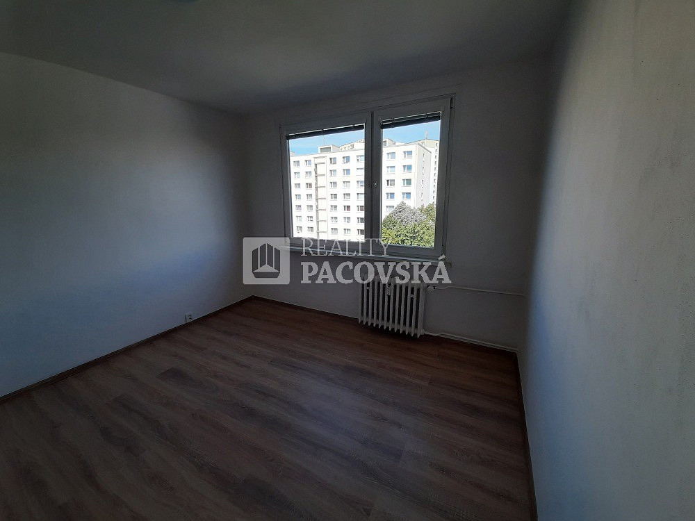 Pronájem bytu 1+kk 21 m² – fotografie 3