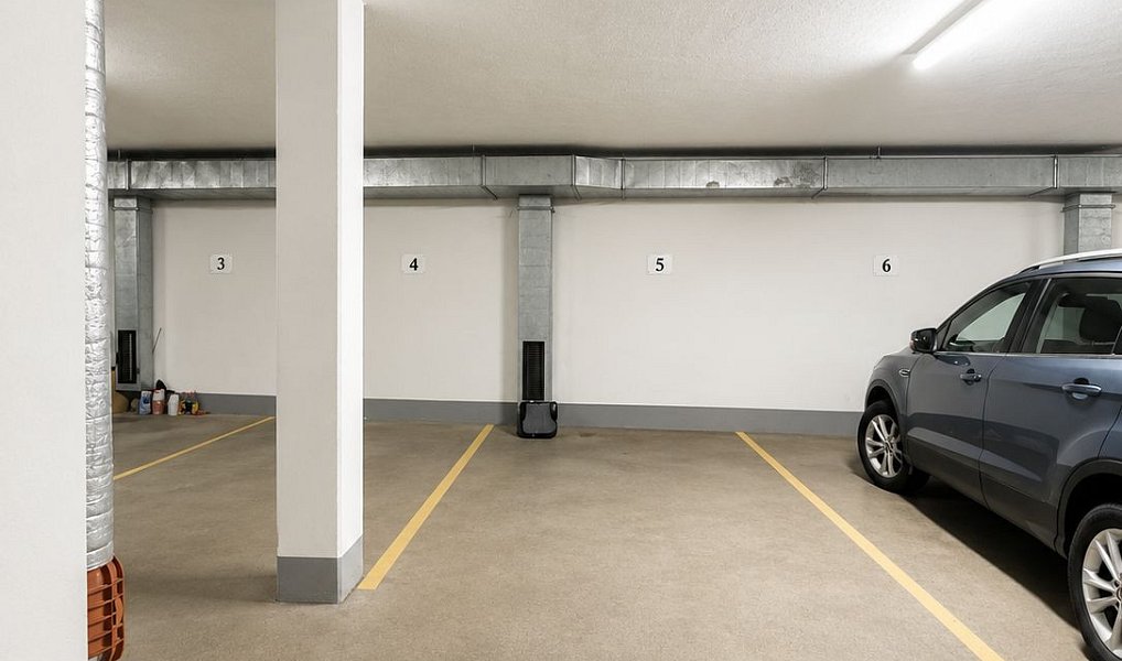 Pronájem garážového parkovacího stání, Kristenova, Brno-Komín, Brno – náhled fotky 2