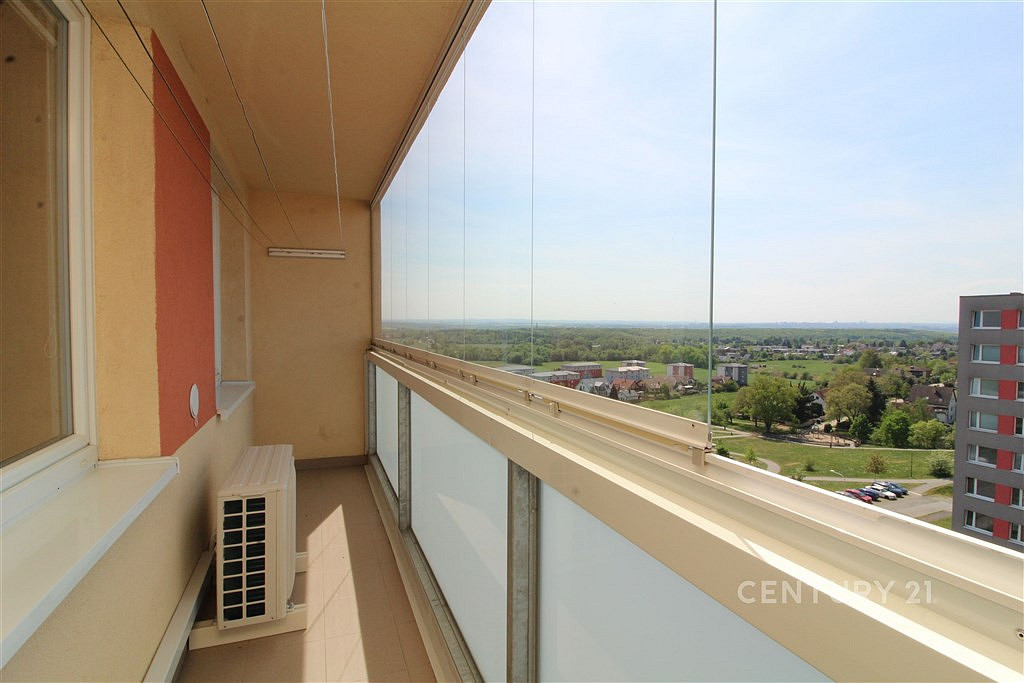 Prodej bytu 3+kk 83 m² - Widok 3