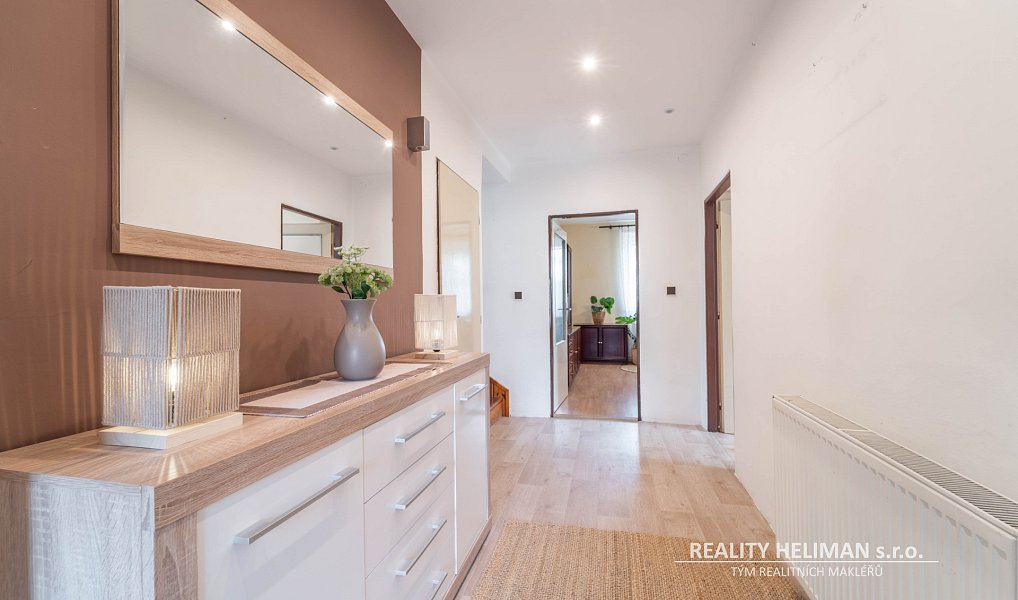 Prodej domu 154 m² s pozemkem 1 844 m², Jenštejn – náhled fotky 13