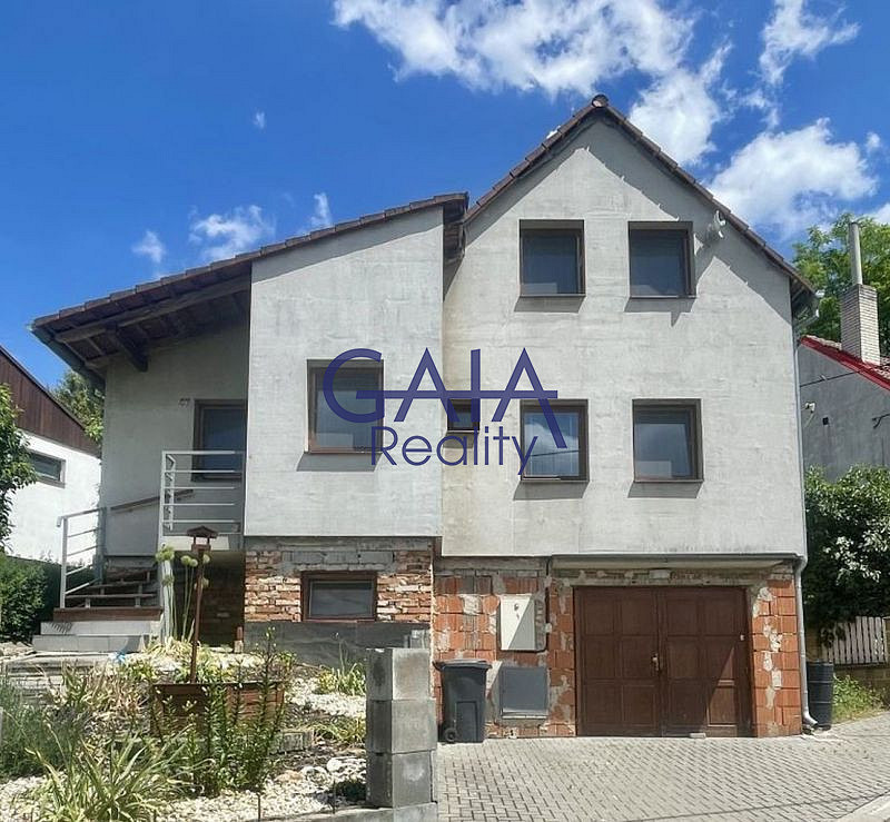 Prodej domu 188 m² s pozemkem 272 m²