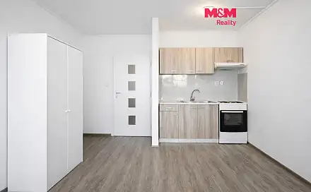 Pronájem bytu 1+kk 32 m²