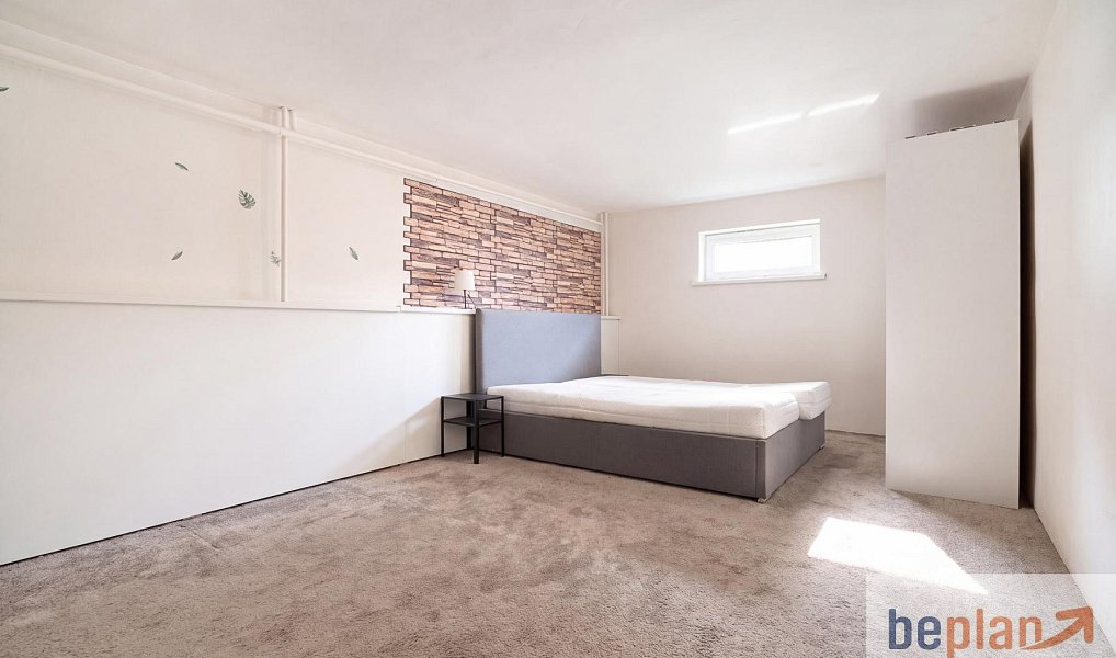 Prodej domu 300 m² s pozemkem 557 m², Drnholec – náhled fotky 20