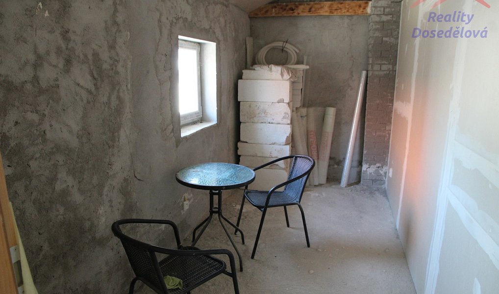 Prodej domu 114 m² s pozemkem 66 m², Smečno – náhled fotky 7