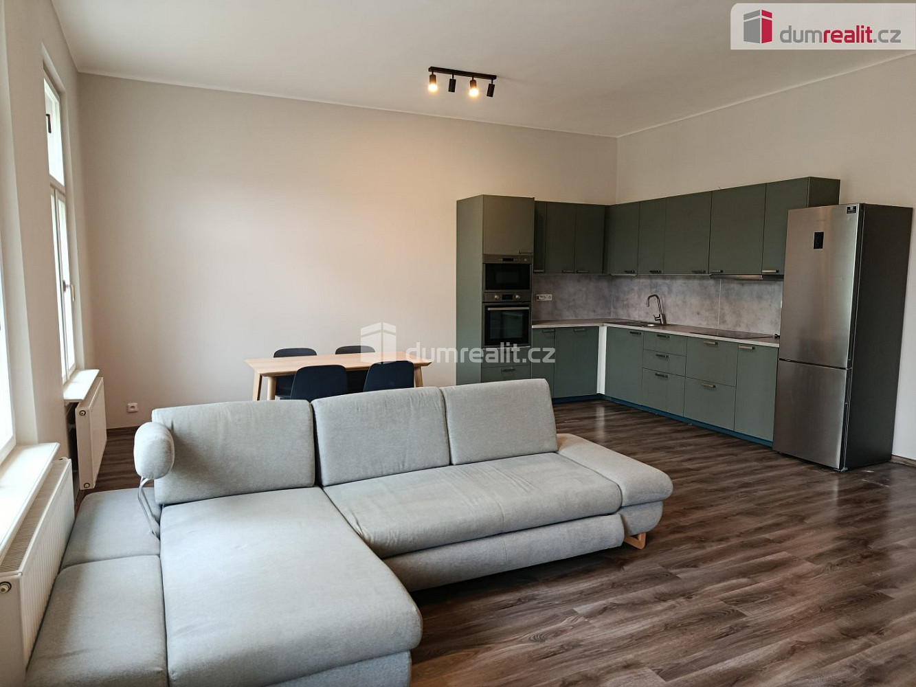 Pronájem bytu 3+kk 92 m² — photo 3