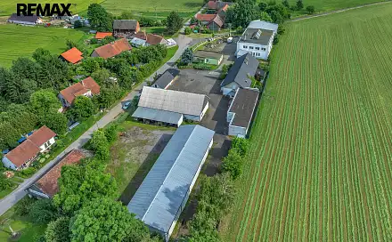 Pronájem výrobních prostor 1 424 m², Radim - Studeňany, okres Jičín
