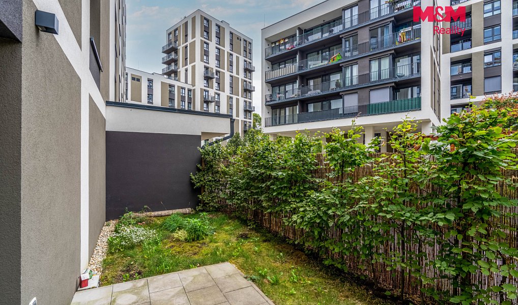 Prodej bytu 2+kk 97 m², Praha – náhled fotky 2