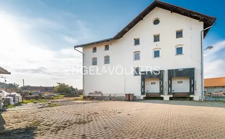 Pronájem skladovacích prostor 3 032 m², Lípová, Třebestovice, okres Nymburk