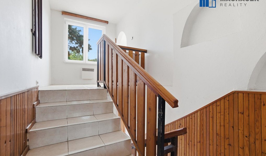 Prodej domu 120 m² s pozemkem 626 m², Trmice – náhled fotky 9