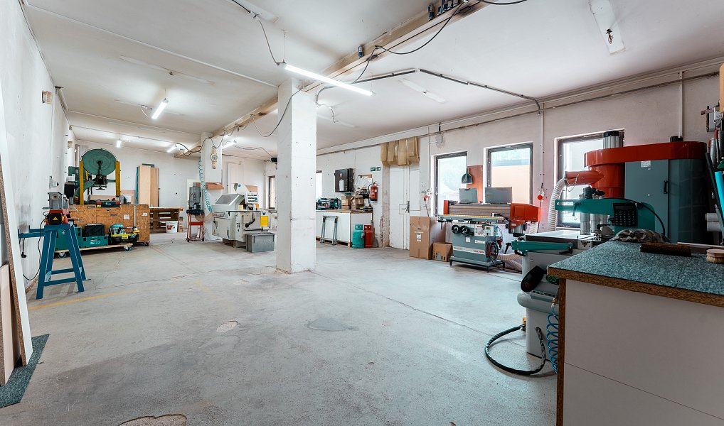 Prodej komerčního objektu (jiného typu) 549 m², Zbýšov – náhled fotky 28