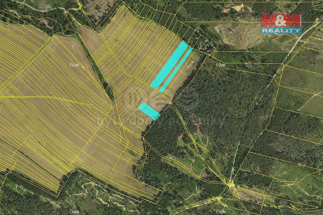 Prodej pole 1 418 m²