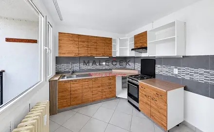 Prodej bytu 2+1 52 m², Arbesova, Slaný, okres Kladno