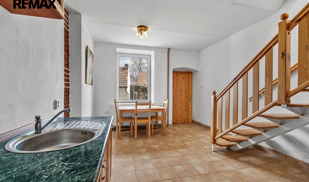 Prodej domu 240 m² s pozemkem 1 122 m², Střížovice – náhled fotky 43
