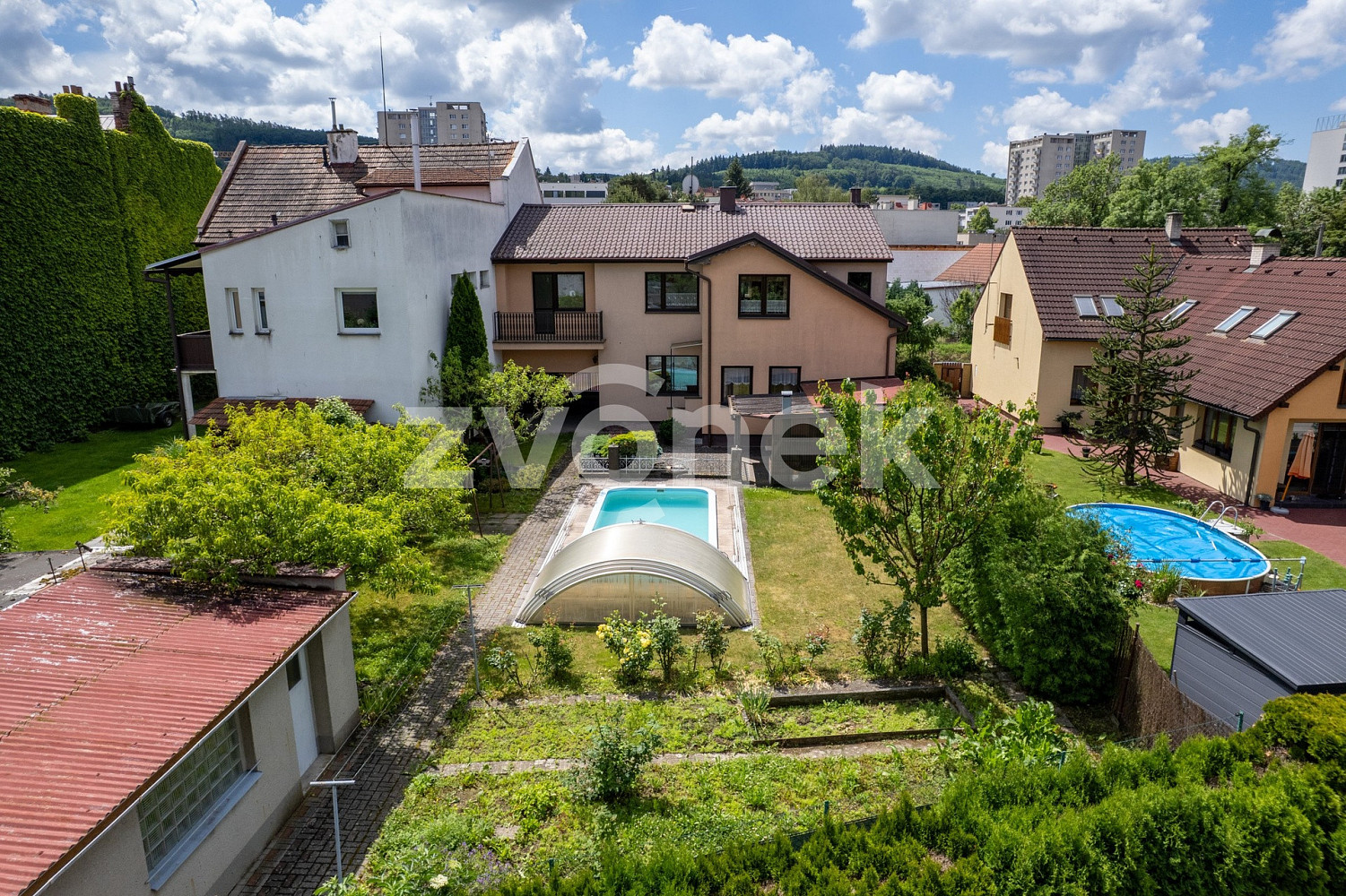 Prodej domu 218 m² s pozemkem 531 m²