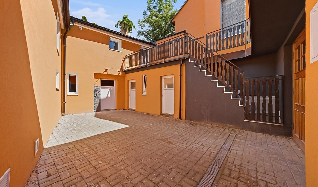Prodej domu 350 m² s pozemkem 611 m², Čelechovice na Hané – náhled fotky 14