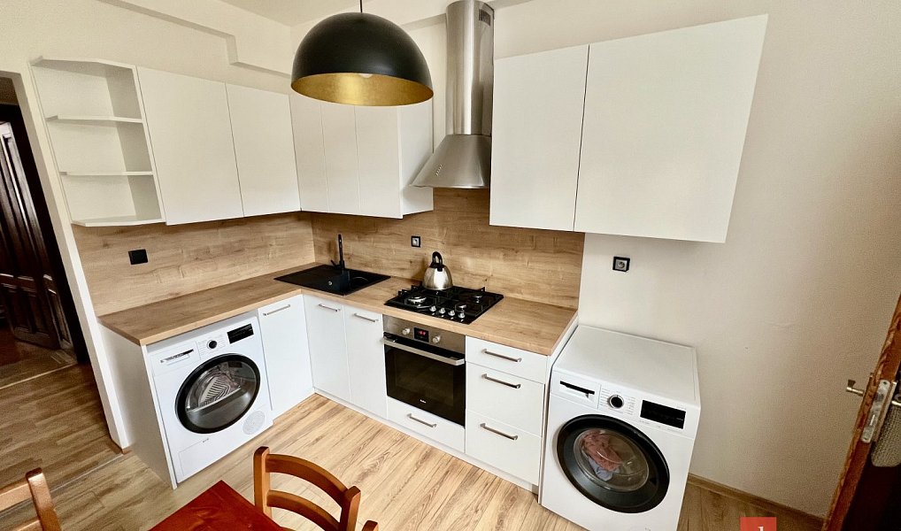 Pronájem bytu 2+1 62 m², Opava – náhled fotky 8