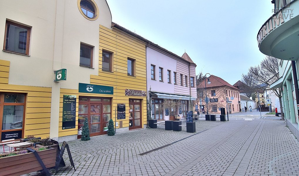 Pronájem obchodních prostor 40 m², Beroun – náhled fotky 3