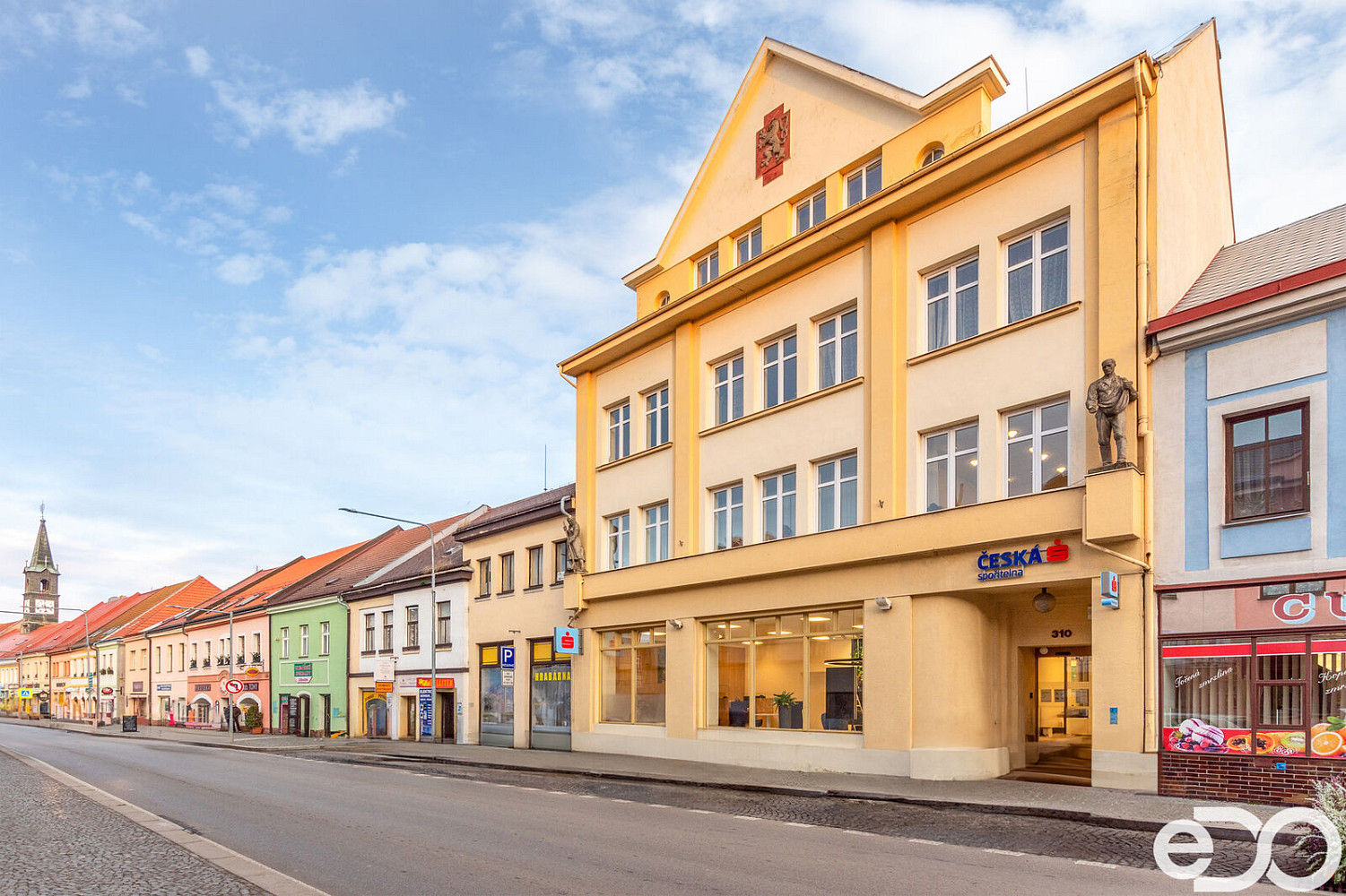 Pronájem bytu 3+kk 99 m²